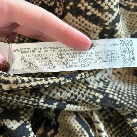 NWT Zara Animal Print Snakeskin Chiffon Wrap Blouse Long Sleeve Top Size XS - Picture 7 of 7